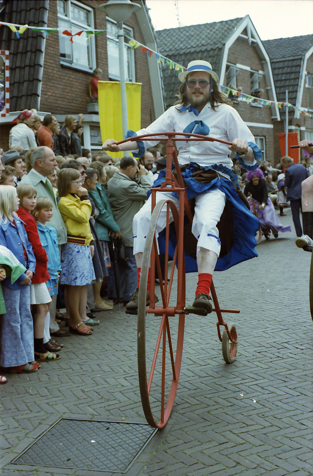 04AOFO1975064.jpg